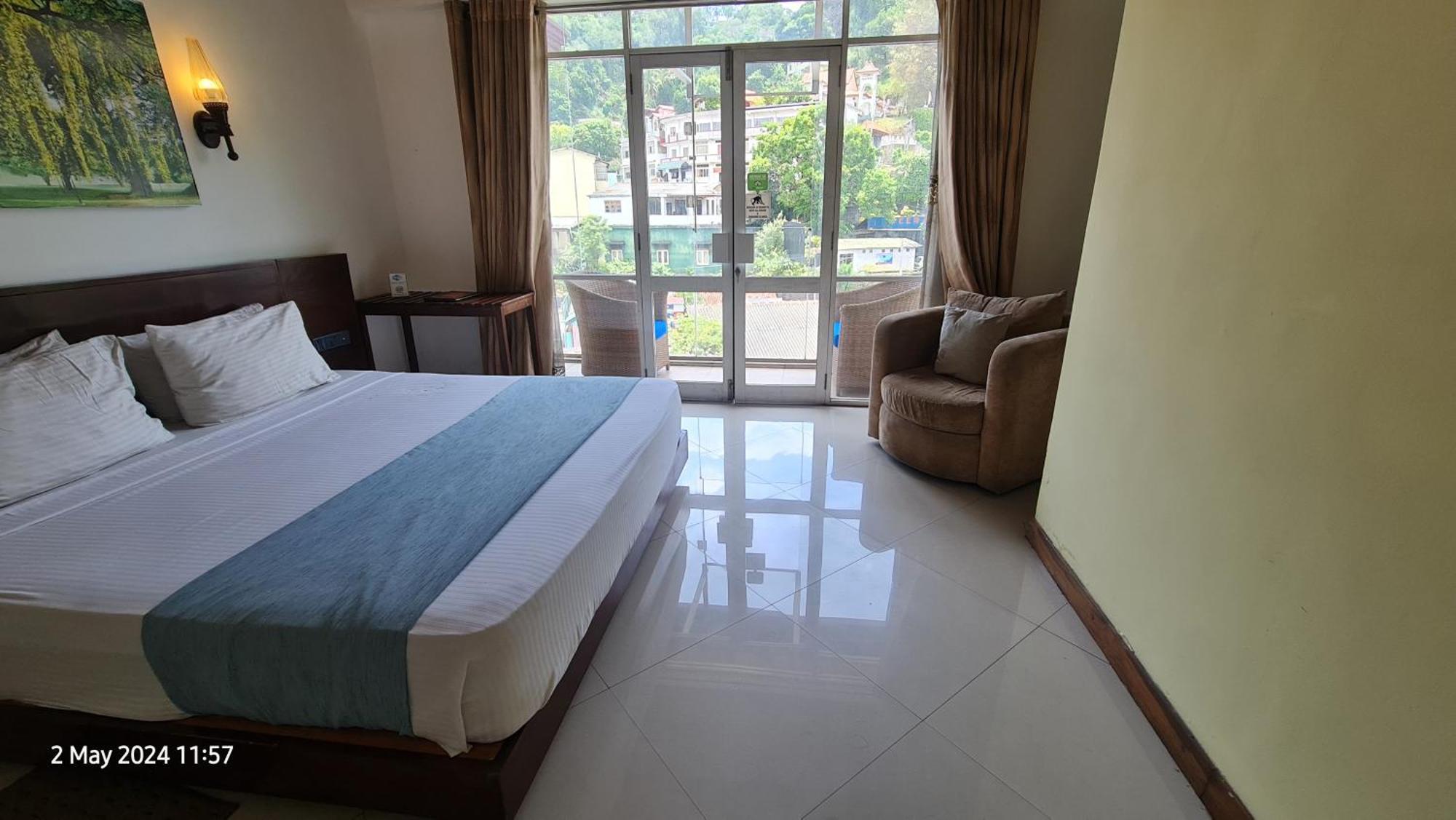 Quick Stop Inn Kandy Exterior photo